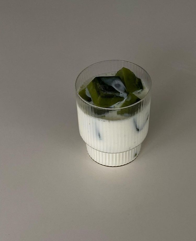 why matcha is actually good for you (and not just a trend)